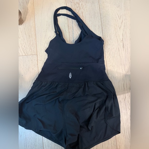 FP MOVEMENT RIGHTEOUS RUNSIE - Picture 5 of 5